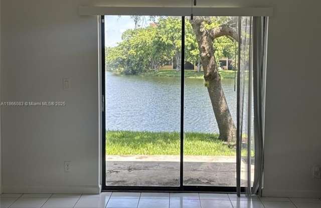 10003 Winding Lake Rd