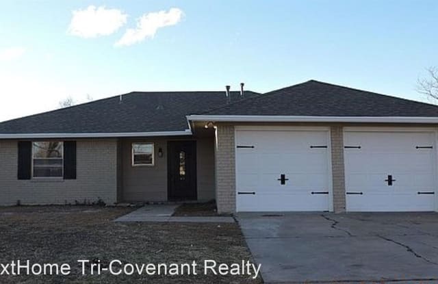 117 SW 68th St - 117 Southwest 68th Street, Lawton, OK 73505