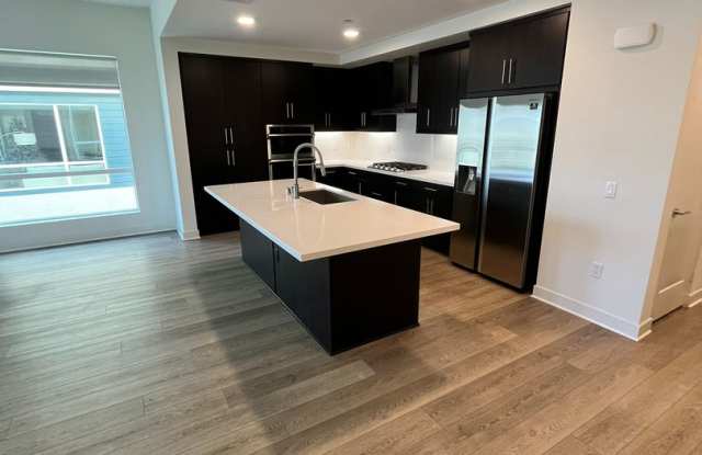 Photo of February Ready! Modern Mission Valley Condo Near Civita Park