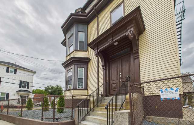169 Knight Street - 3