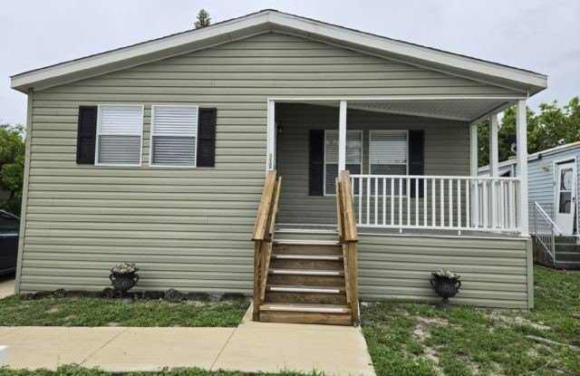 Photo of 108 NW 49th ST