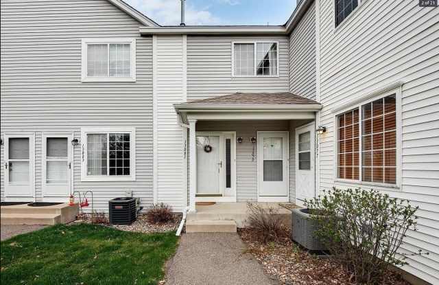 13081 Crimson Clover Ln