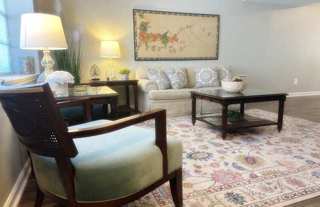 Foxwood Townhomes