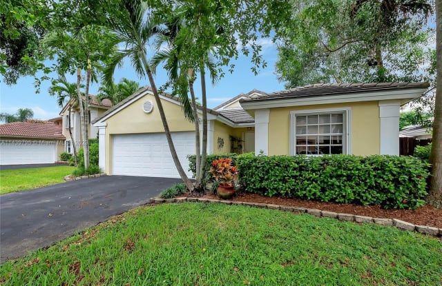 4534 SW 147th Ct - 4534 Southwest 147th Court, Kendall West, FL 33185