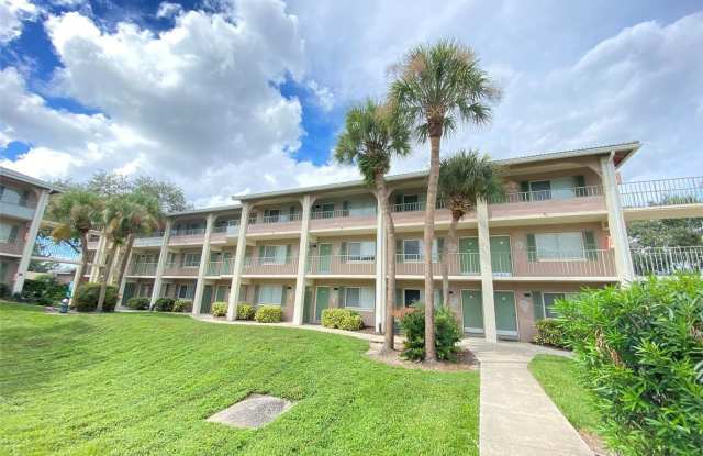 Photo of 121 OYSTER BAY CIRCLE