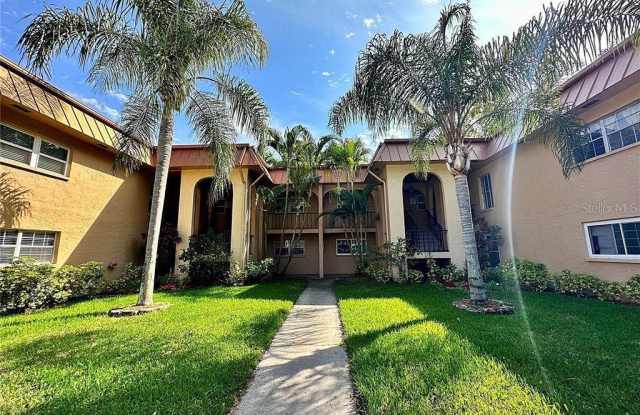 4500 E BAY DRIVE