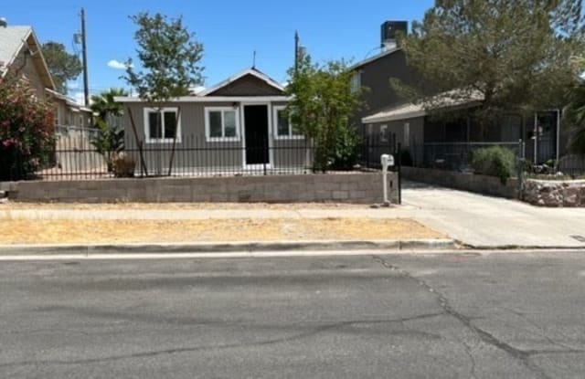 641 Avenue L - 641 Avenue L, Boulder City, NV 89005