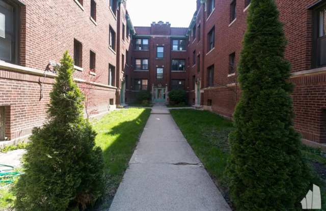 2641 North Spaulding Avenue