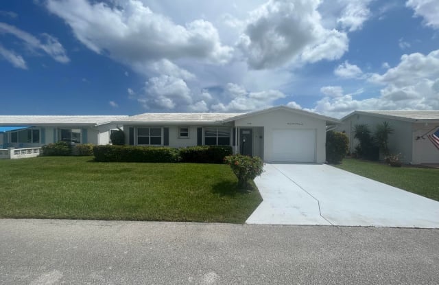 2396 Sw 13th Ave - 2396 Southwest 13th Avenue, Boynton Beach, FL 33426