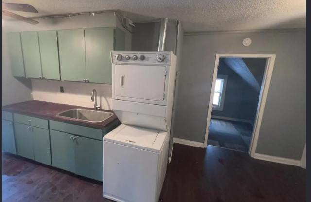 918 5th Street East - 2