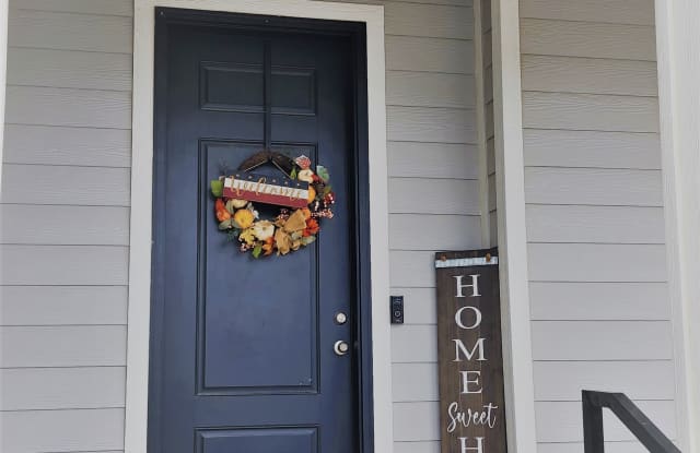 7237 N Clear Sky Lane