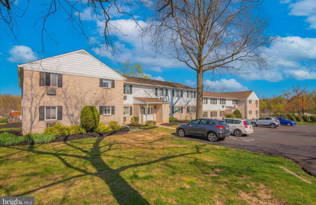 26 PARK Avenue unit: B19