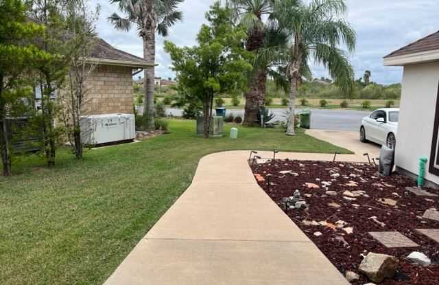 8 Bethpage Court - 8 Bethpage Court, Laguna Vista, TX 78578