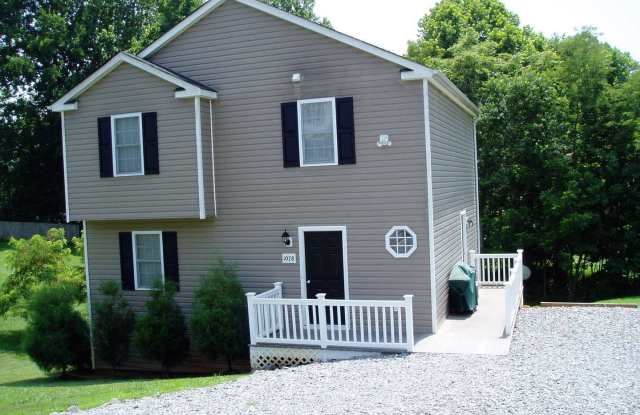 1078 Connie Drive - 1078 Connie Drive, Bedford County, VA 24503