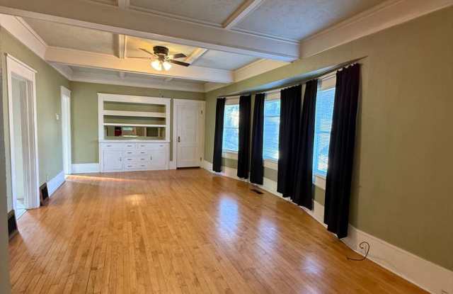 Vintage Victorian-Style Home | 3 Bed | 2 Bath | ~1,500 sq. ft.