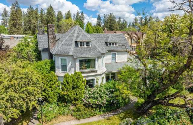 Photo of 421 South Coeur d'Alene Street - 1