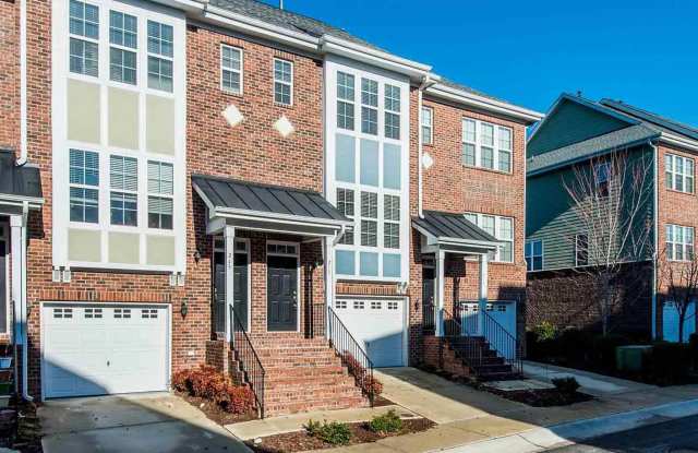 Room in 3 Bedroom Townhome at Dove Cottage Ln