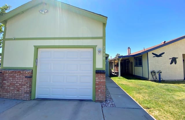 2300 El Cerrito Cir - 2300 El Cerrito Circle, Las Vegas, NV 89108