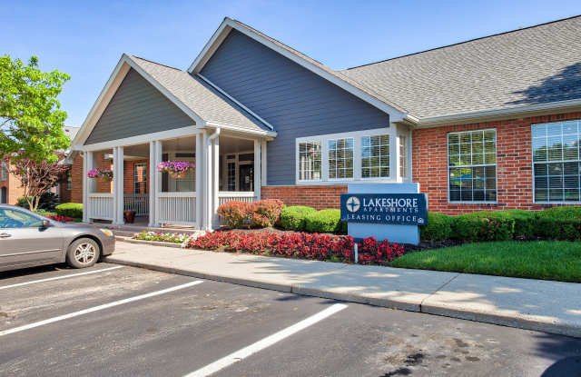 Photo of Lakeshore Apartments