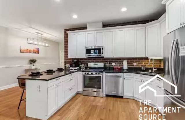 3935 South Wells St.