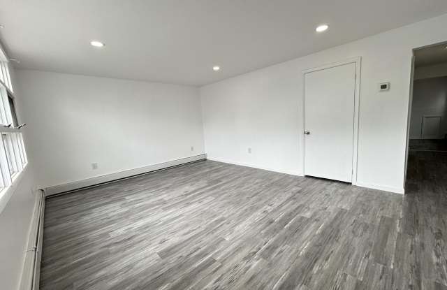 1298 N Washington Street