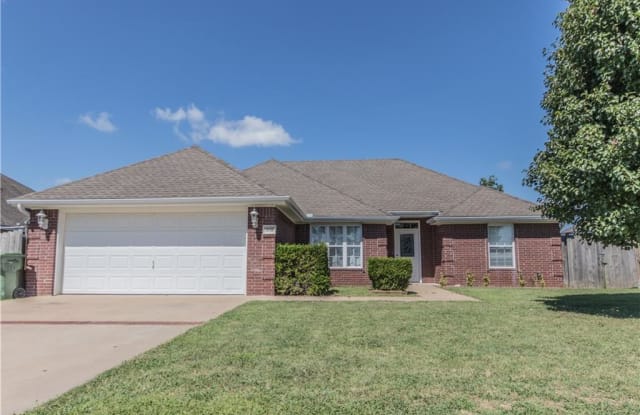 3110  S G  ST - 3110 S G St, Rogers, AR 72758