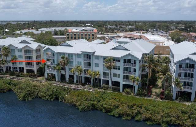 815 NW Flagler Avenue