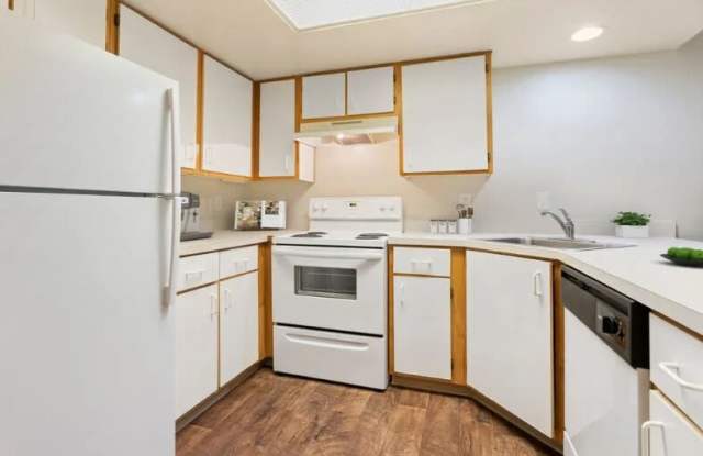 Brentwood Apartments