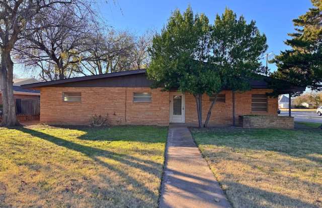 Photo of 4200 University Ave