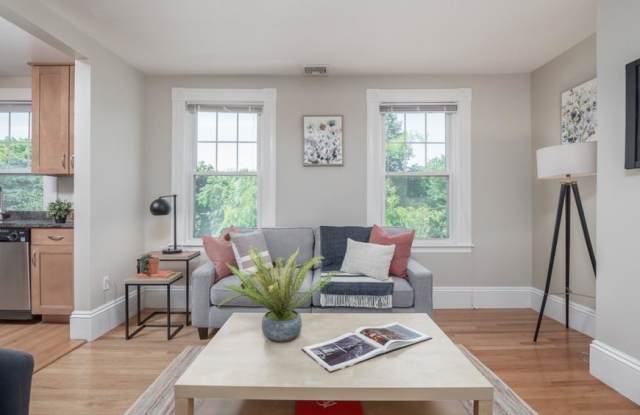 Photo of 303 Broadway