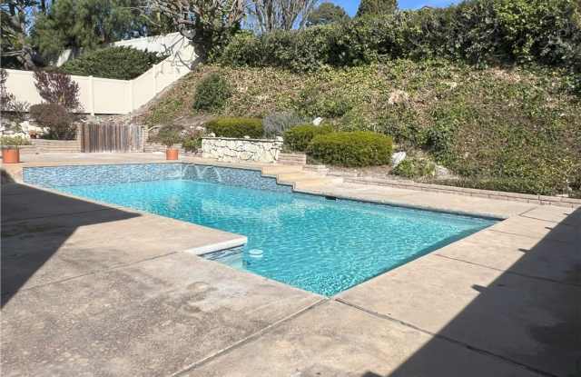 29424 Quailwood Drive