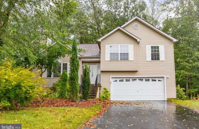 Photo of 53 BLOOMINGTON Lane