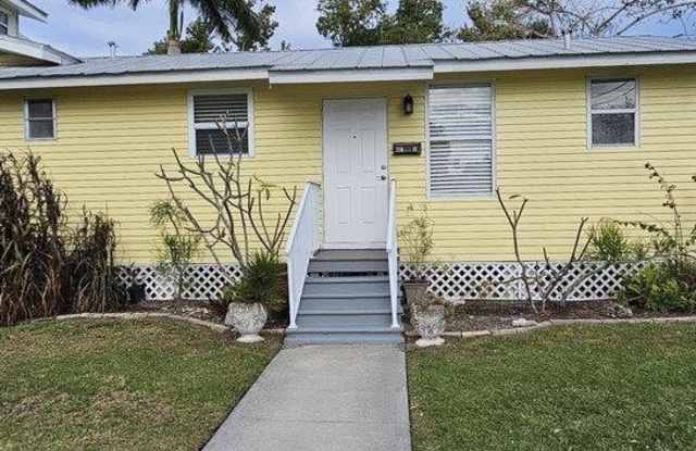 461 W MARION AVENUE