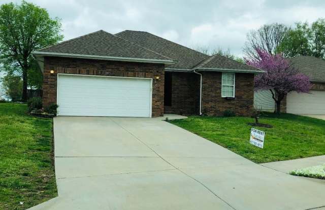 1007 Glen Oaks Dr - 1007 Glen Oaks Dr, Nixa, MO 65714