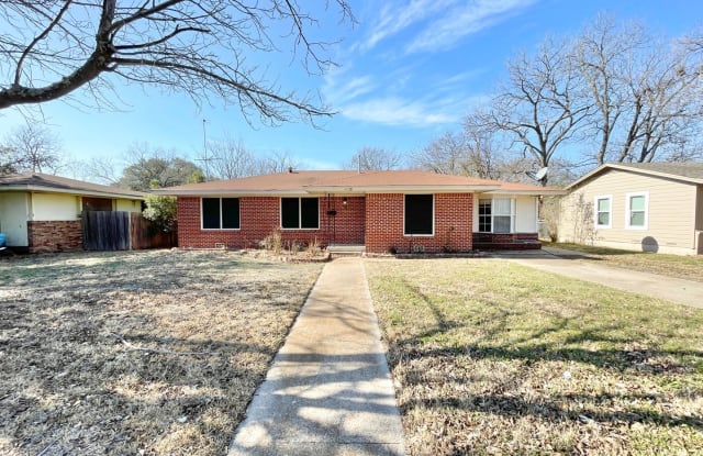 1910 S. 37th Street - 1910 South 37th Street, Temple, TX 76504