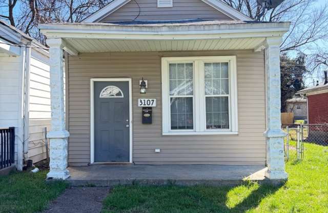 Beautiful Maintained 2 Bed and 1 Bath Shotgun House!