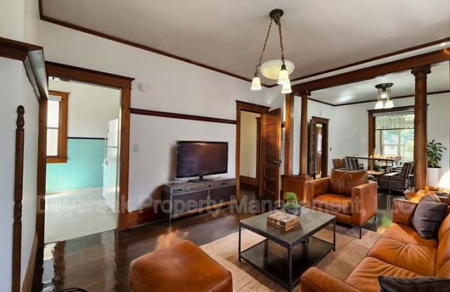 Photo of 1312 3rd Avenue North