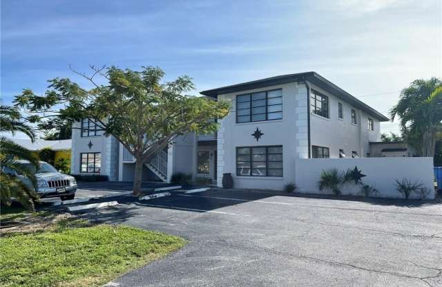 608 SE 46th Lane unit: 8