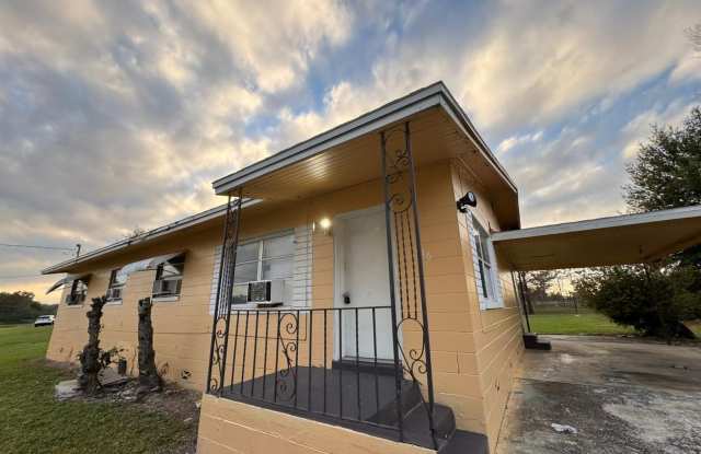 Affordable & Comfortable Home in Orlando – Prime Location Near Everything!