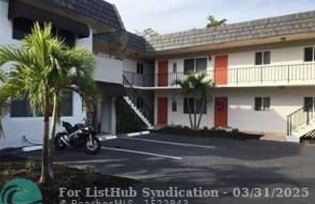 639 NE 10th Ave
