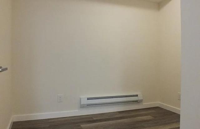 12544 15th Avenue Northeast