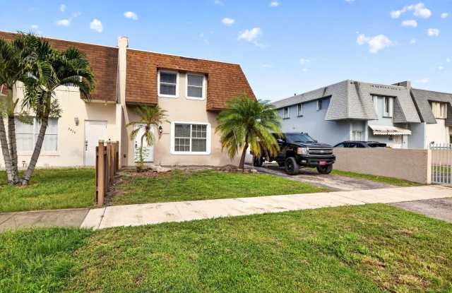 5424 SW 44th Terrace
