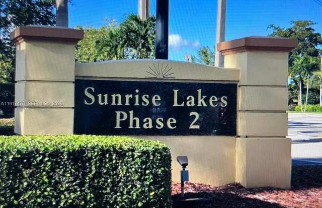 8225 Sunrise Lakes Blvd