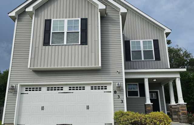 833 Tuscarora Trail