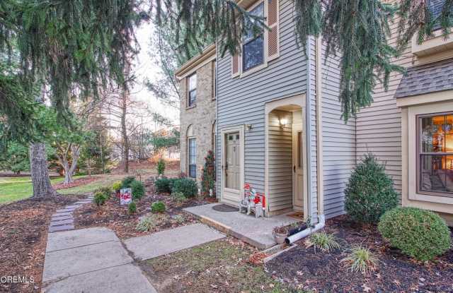 Photo of 78 Wyndham Place unit: 129