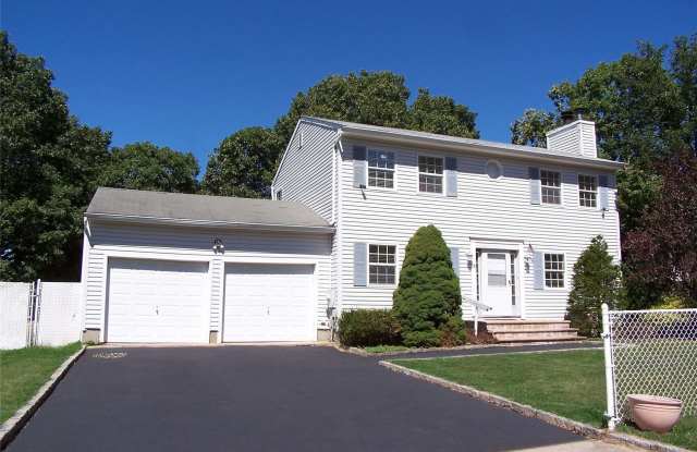 19 Orange Avenue
