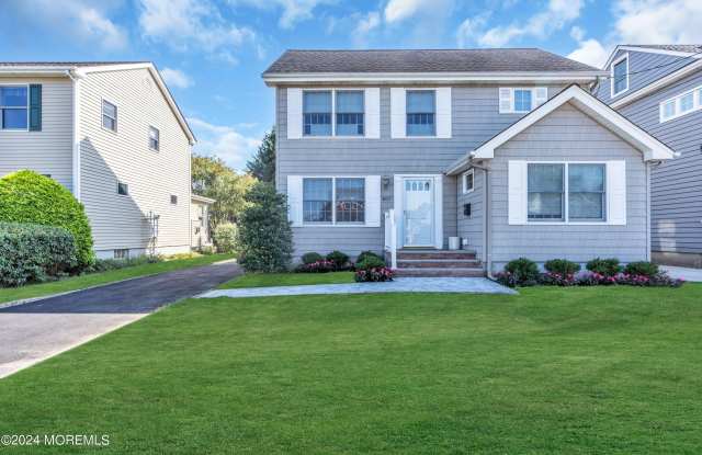 Photo of 807 Prospect Avenue