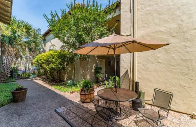 Photo of BEAUTIFUL STUDIO APARTMENT AT BARCELONA CONDOS