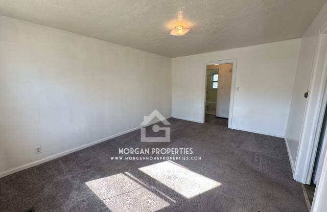 1051 Sycamore Street