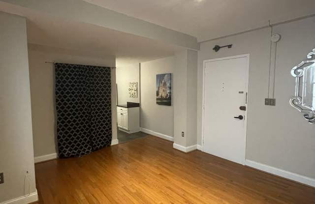 Photo of 3100 Wisconsin Avenue Northwest